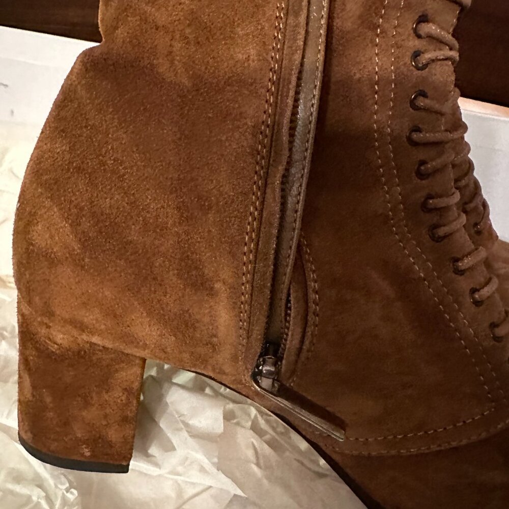 Beautiful Theory Boots in original box - Picture 7 of 7
